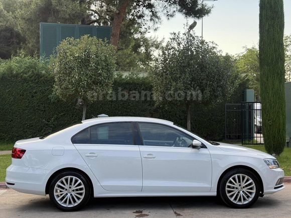 HATASIZ BOYASIZ 2015 JETTA 1.6TDİ HİGHLİNE SERVİS BAKIMLI