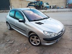Sahibinden Peugeot 206 1.4 HDi X-line 2004 Model  327.000 km Gri (Gümüş)