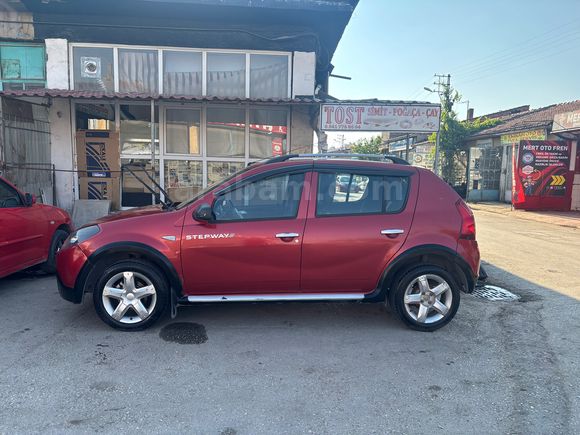 Sahibinden Sorunsuz Dacia Sandero 1.5 dCi Stepway 2012 Model 