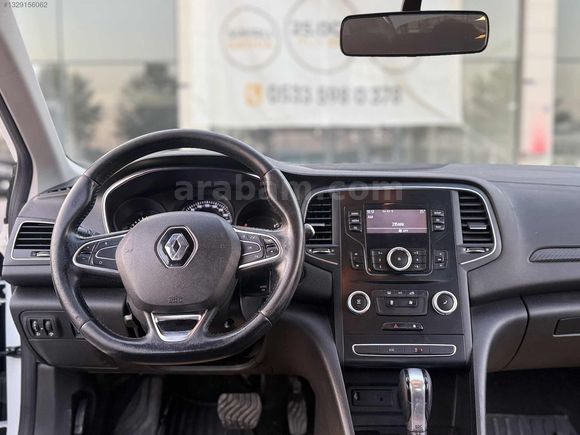 2019 TOUCH OTOMOTİK DİZEL EDC 252KM MEGANE 4