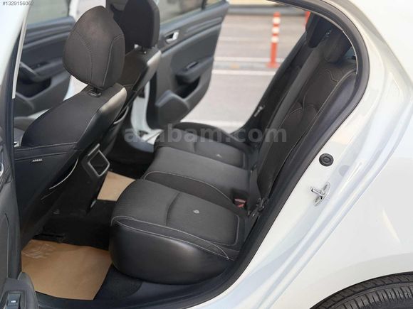 2019 TOUCH OTOMOTİK DİZEL EDC 252KM MEGANE 4