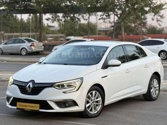 2019 TOUCH OTOMOTİK DİZEL EDC 252KM MEGANE 4