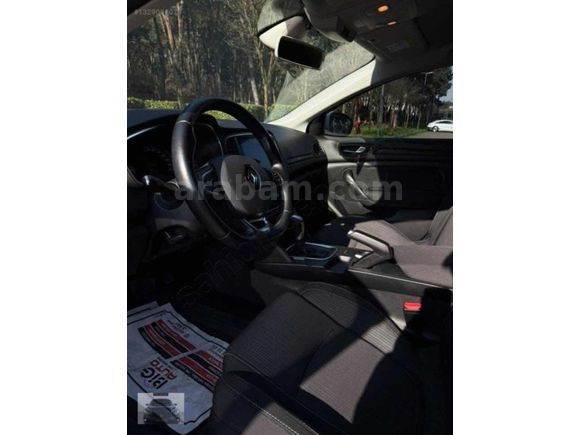 MERT TURANDAN 2017 MEGANE 1.5 DCİ TAB EKRAN GERİ GÖR 148.500KMDE