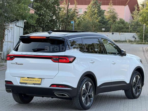DEĞİŞENSİZ BOYASIZ TRAMERSİZ 2025 MODEL 15 BİN KM'DE CHERY