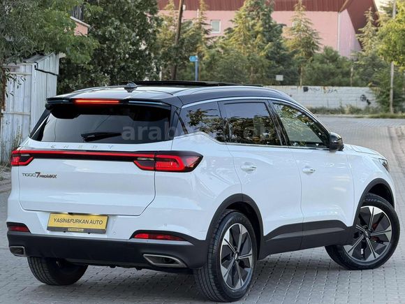 DEĞİŞENSİZ BOYASIZ TRAMERSİZ 2025 MODEL 15 BİN KM'DE CHERY