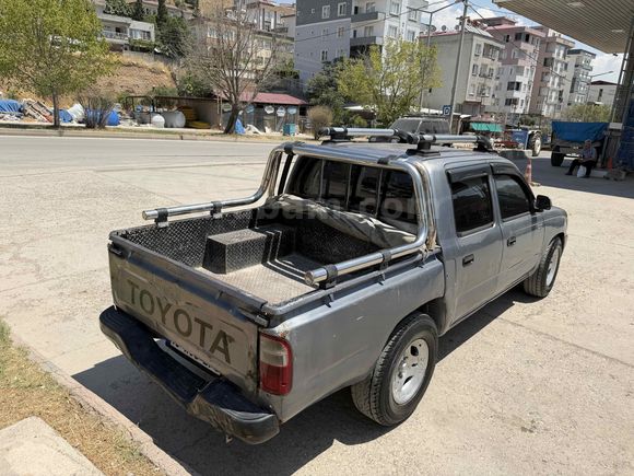 2000 MODEL 2006 TRAFİK ÇIKIŞLI HİLUX