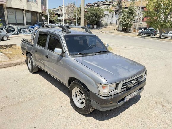 2000 MODEL 2006 TRAFİK ÇIKIŞLI HİLUX