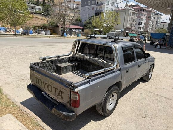 2000 MODEL 2006 TRAFİK ÇIKIŞLI HİLUX