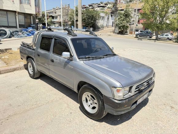 2000 MODEL 2006 TRAFİK ÇIKIŞLI HİLUX
