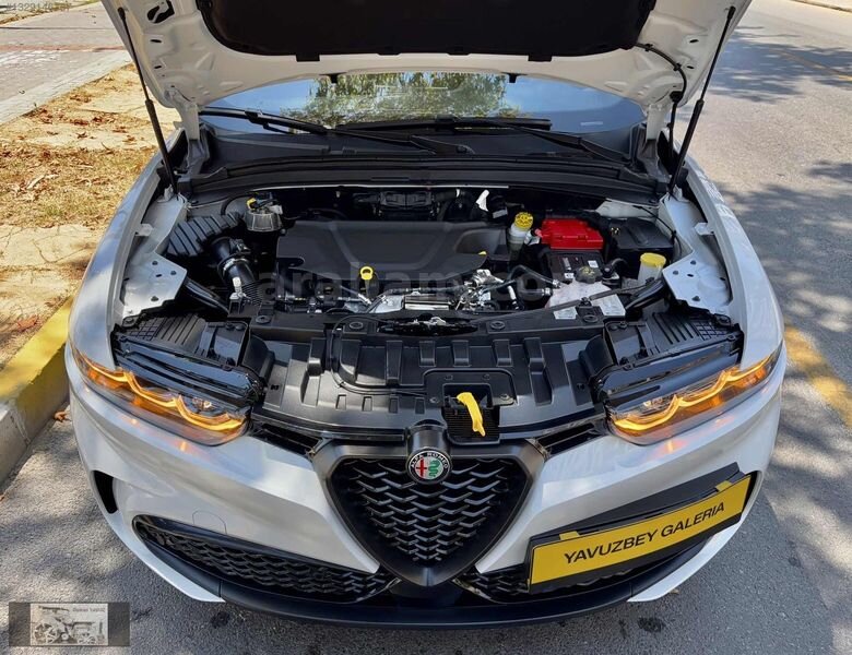 ~BEYAZ~2024 MODEL 13000 KM'DE BOYASIZ ALFA ROMEO TONALE 1.6 Ti 7
