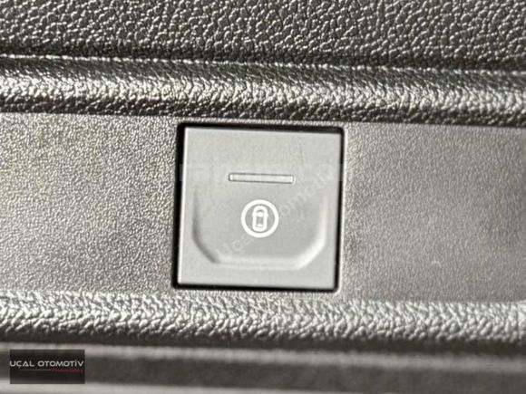 10BİN KM 2025 MODEL SUNROOF GSR2 ŞERİT TAKİP 1.0 TCE