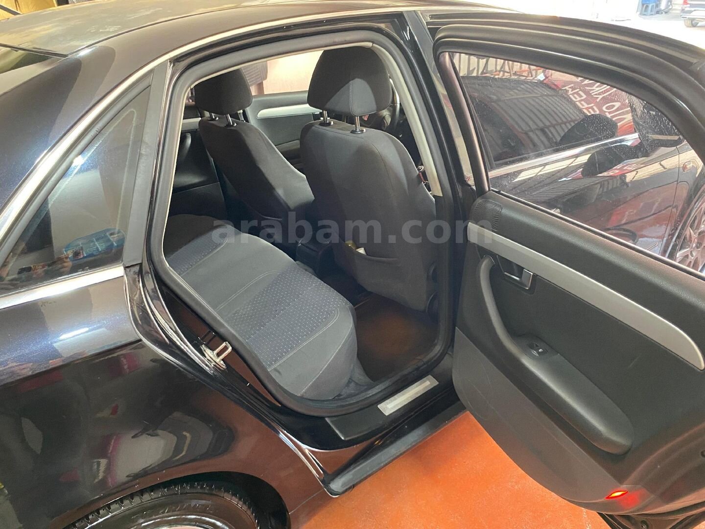 Sahibinden Seat Exeo 1.6 Style 2010 Model İzmir 177.100 km Siyah 7