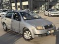 AGİN OTOMOTİVDEN 2004 MAKYAJLI KASA FABİA KLIMALI