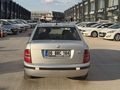 AGİN OTOMOTİVDEN 2004 MAKYAJLI KASA FABİA KLIMALI