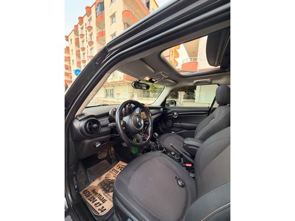 Sahibinden Mini Cooper 1.5 D Pepper 2017 Model  139.000 km Siyah