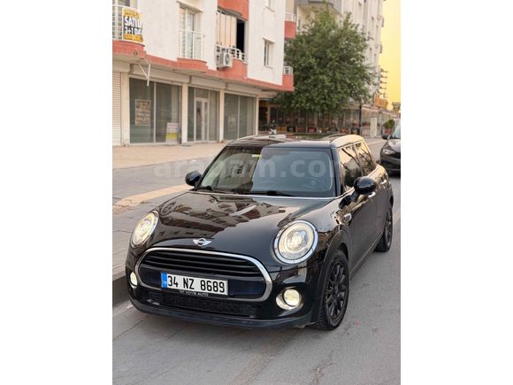 Sahibinden Mini Cooper 1.5 D Pepper 2017 Model  139.000 km Siyah