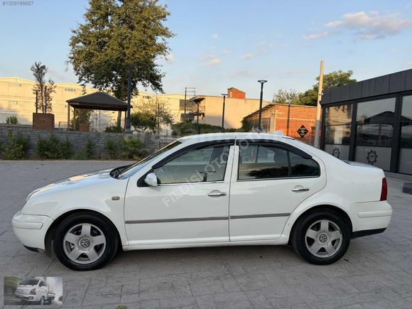 1999 VOLKSWAGEN BORA 1.6