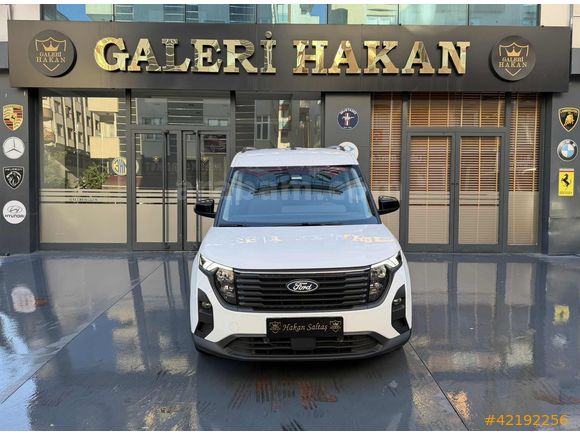 2025 FORD COURİER 1.5 TDCI 100HP TITANIUM 47000 KM