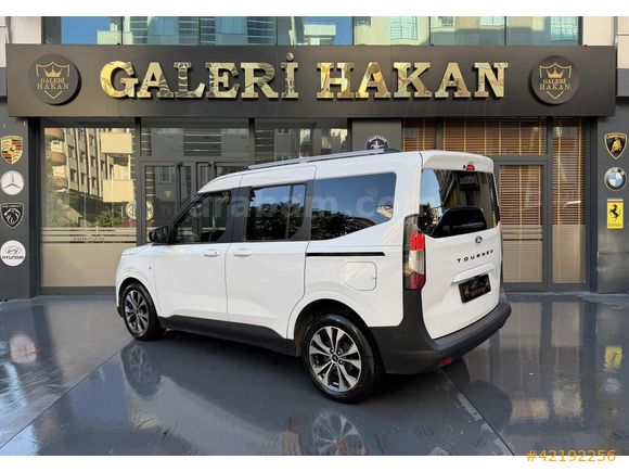 2025 FORD COURİER 1.5 TDCI 100HP TITANIUM 47000 KM
