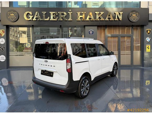 2025 FORD COURİER 1.5 TDCI 100HP TITANIUM 47000 KM