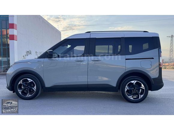 2025 Tourneo Courier 1.5L EcoBlue Active KIŞ PAKET ÇİFT RENK