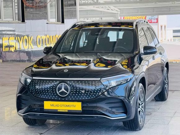 \\~MİLAD OTOMOTİV DEN .2025 mercedez 8 BİN KM