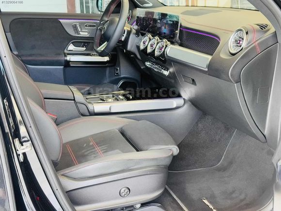 \\~MİLAD OTOMOTİV DEN .2025 mercedez 8 BİN KM