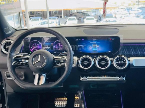 \\~MİLAD OTOMOTİV DEN .2025 mercedez 8 BİN KM