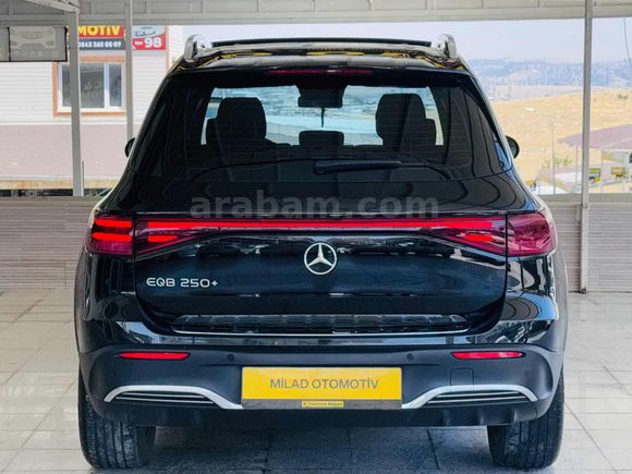 \\~MİLAD OTOMOTİV DEN .2025 mercedez 8 BİN KM