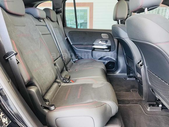 \\~MİLAD OTOMOTİV DEN .2025 mercedez 8 BİN KM