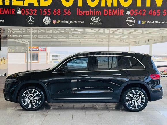 \\~MİLAD OTOMOTİV DEN .2025 mercedez 8 BİN KM