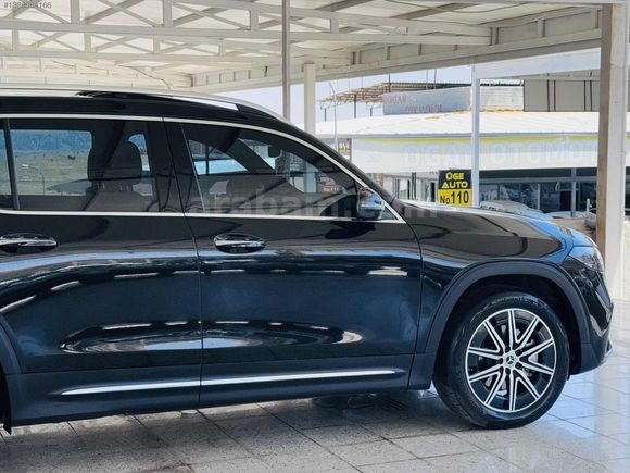 \\~MİLAD OTOMOTİV DEN .2025 mercedez 8 BİN KM