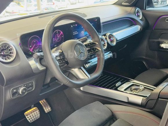 \\~MİLAD OTOMOTİV DEN .2025 mercedez 8 BİN KM