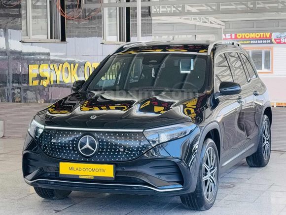 \\~MİLAD OTOMOTİV DEN .2025 mercedez 8 BİN KM