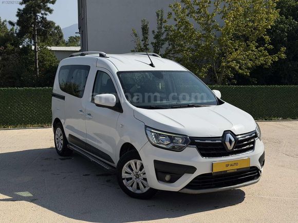 SP AUTO'dan 2022 RENAULT EXPRESS Combi 1.5 DİZEL