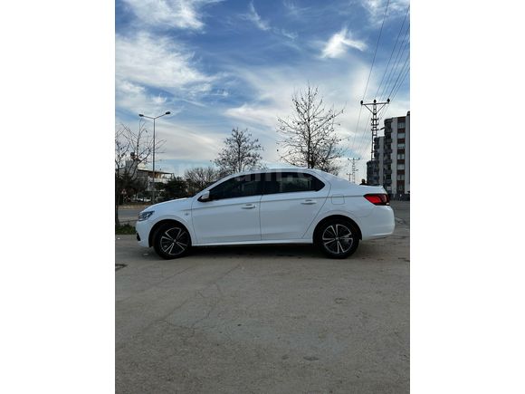 2017 301 allure 1.6 HDi