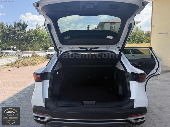EREK OTOMOTİV'DEN 2500 KM'DE OMODA 5 ULTİMA