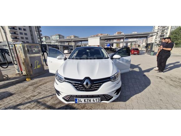 Sahibinden Renault Megane 1.3 TCe Joy 2022 Model