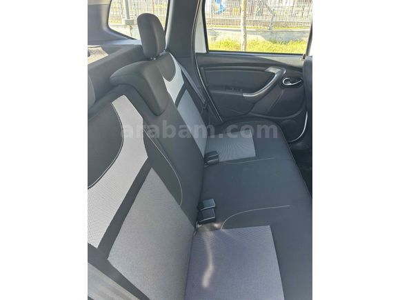 Sahibinden Dacia Duster 1.5 dCi Laureate 2017 Model 