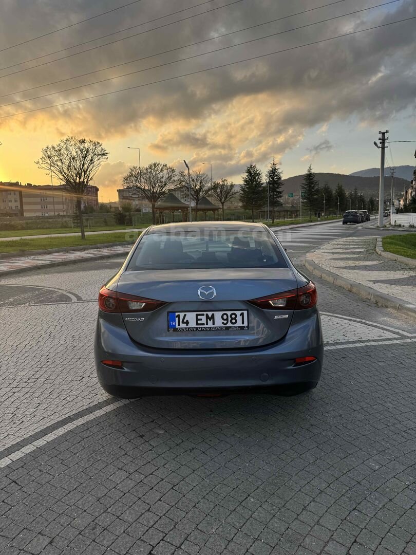 Sahibinden Mazda 3 1.5 SkyActive-G Reflex 2014 Model Bolu 177.200 km Mavi 5