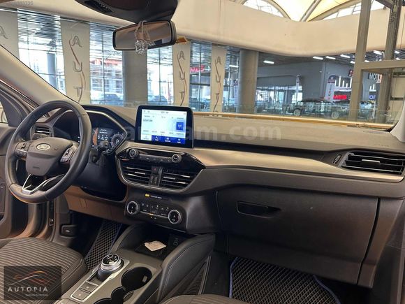 ADİL AUTODAN DEĞİŞENSİZ BAKIMLI İLK ELD. 35 BİN'DE TİTANİUM KUGA