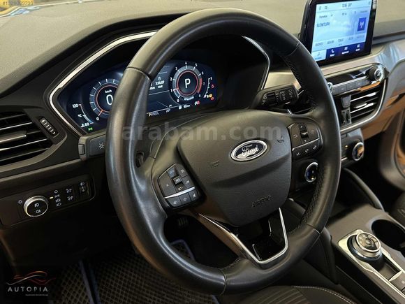 ADİL AUTODAN DEĞİŞENSİZ BAKIMLI İLK ELD. 35 BİN'DE TİTANİUM KUGA