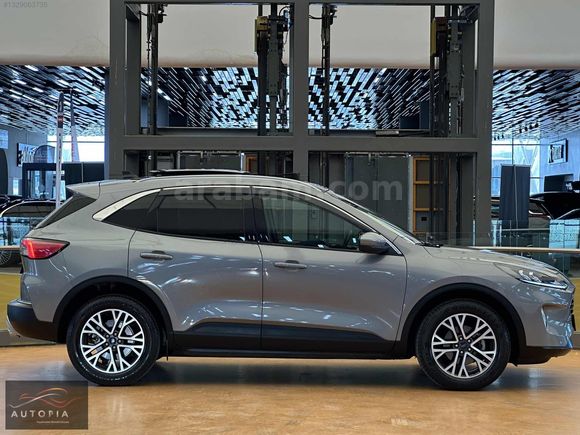ADİL AUTODAN DEĞİŞENSİZ BAKIMLI İLK ELD. 35 BİN'DE TİTANİUM KUGA