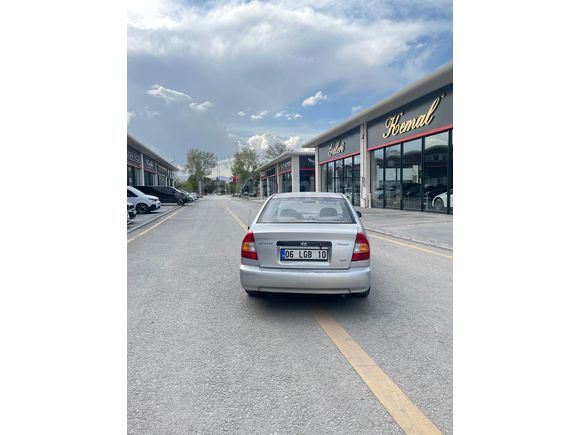 Sahibinden Hyundai Accent 1.3 LX 2001 Model
