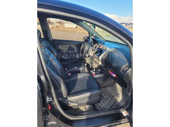 Sahibinden Honda Jazz 1.4 ES 2002 Model