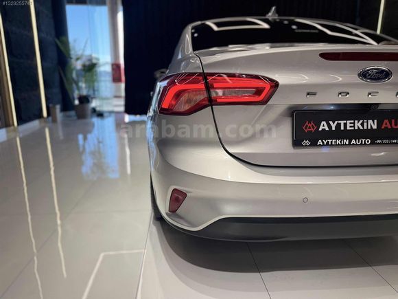 AYTEKİN AUTO'DAN 2025 FORD FOCUS DEĞİŞENSİZ DÜŞÜK KM