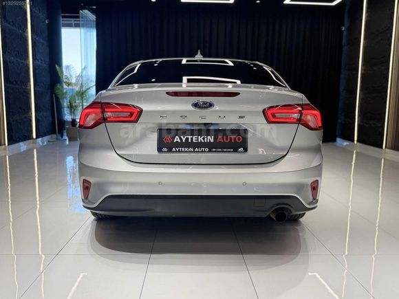 AYTEKİN AUTO'DAN 2025 FORD FOCUS DEĞİŞENSİZ DÜŞÜK KM