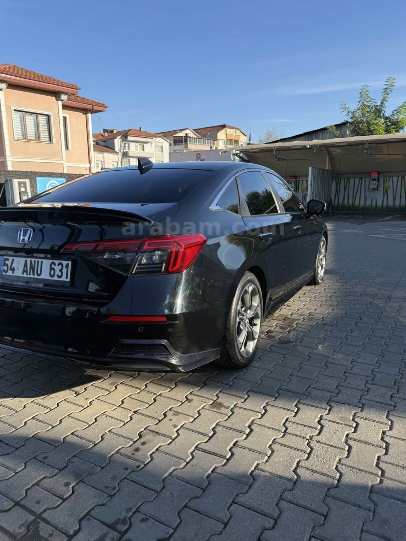 Sahibinden Honda Civic 1.5 i-VTEC Executive Plus 2022 Model Sakarya 80.000 km Siyah 4