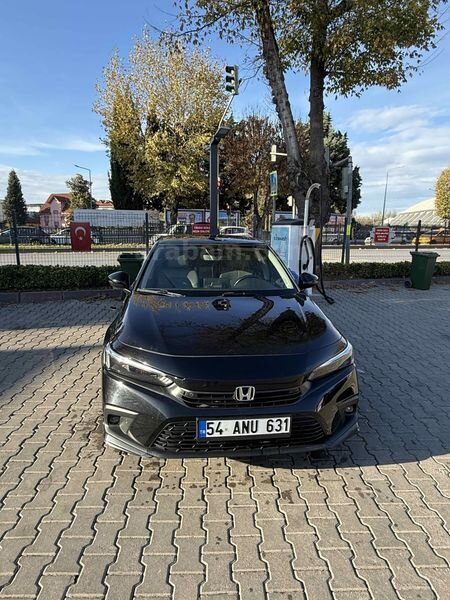 Sahibinden Honda Civic 1.5 i-VTEC Executive Plus 2022 Model Sakarya 80.000 km Siyah