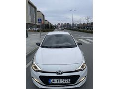 Sahibinden Hyundai i20 1.4 CRDi Style 2017 Model  192.000 km Beyaz
